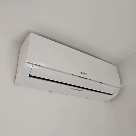 Tiburtina Rooftop Apartment *